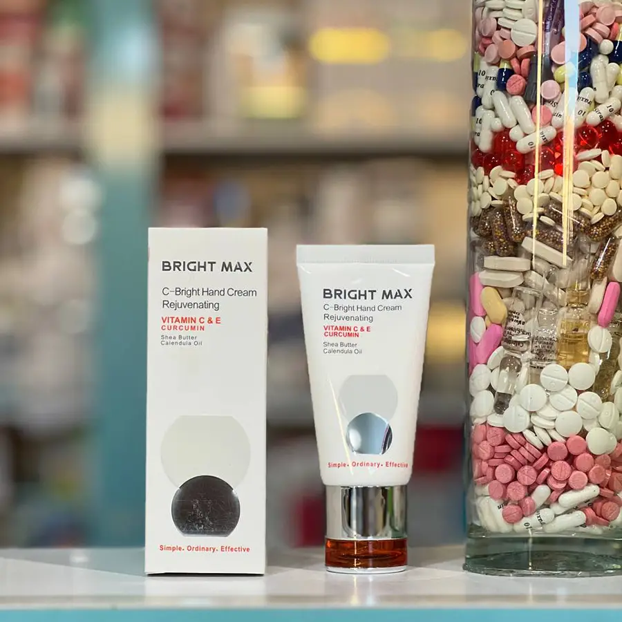 بافت سبک کرم جوان کننده ویتامین سی برایت مکس